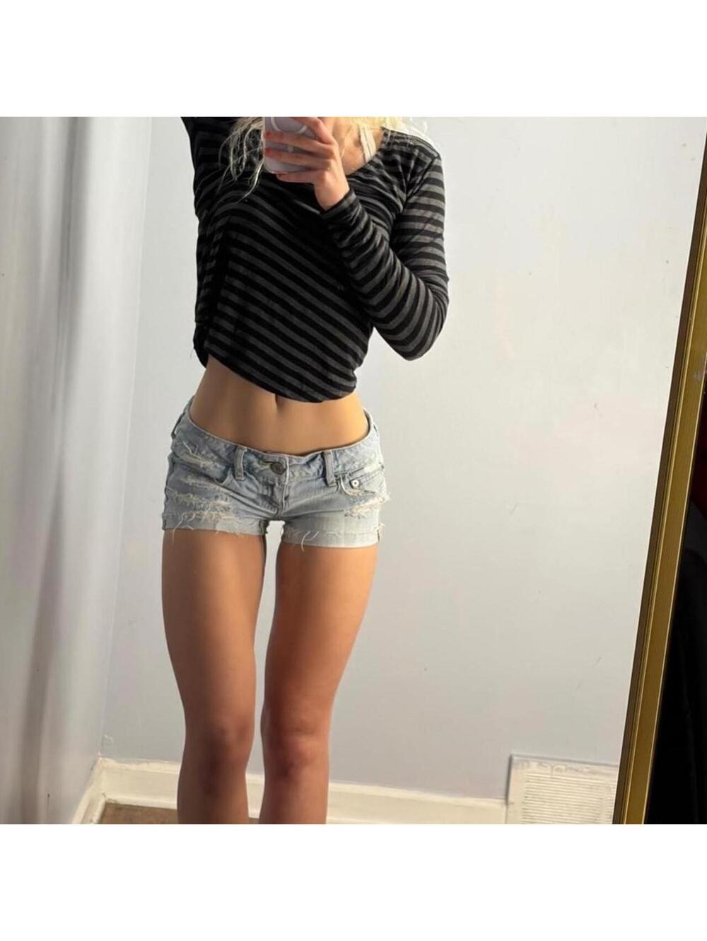 vintage Y2K American Eagle denim microshorts - Picture 1 of 8